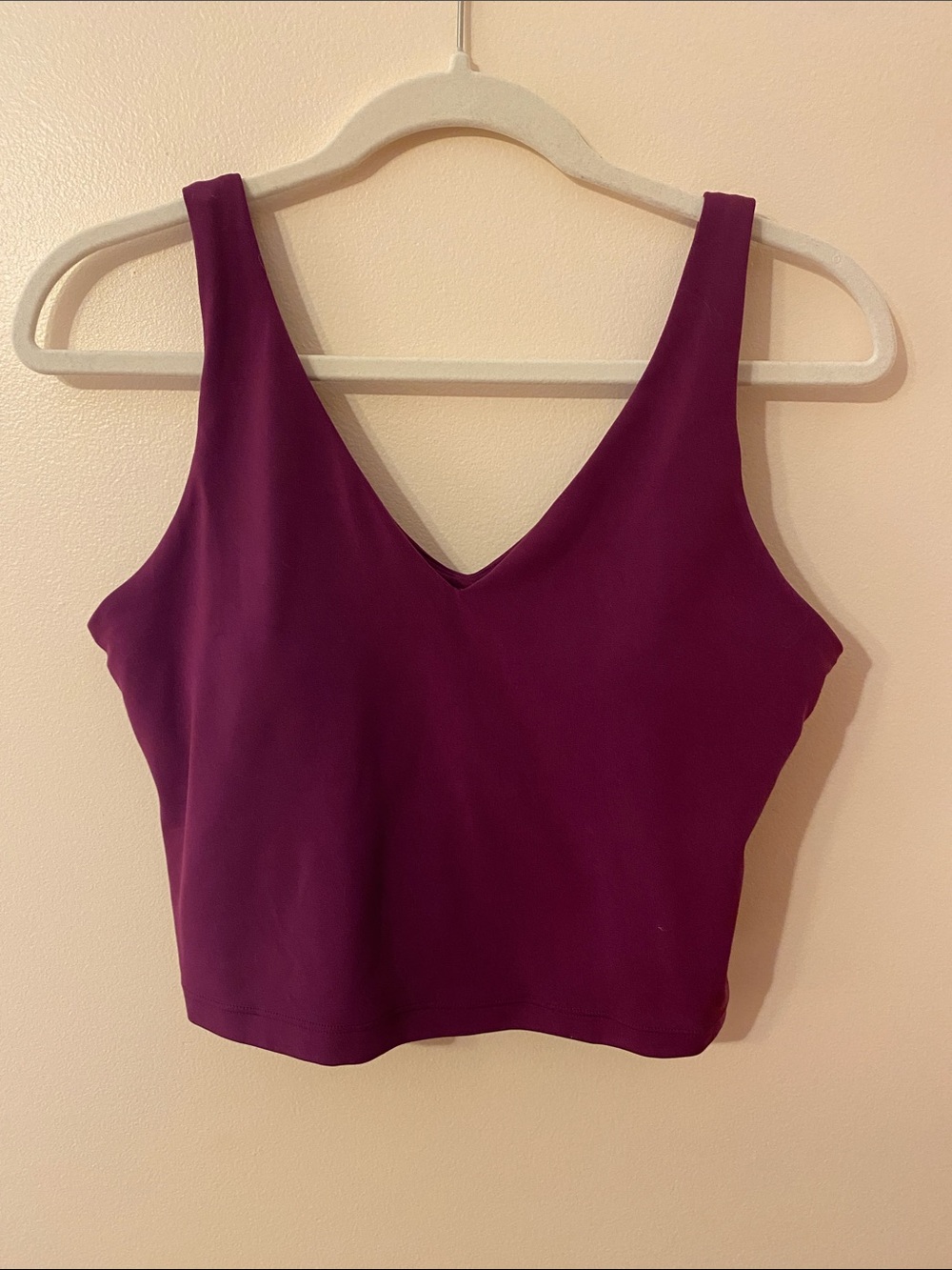 Athleta Transcend V Neck Crop Sports Bra Purple Medium